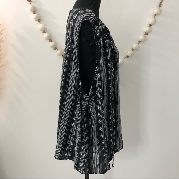 Falls Creek Sleeveless Blouse Black & White Plus Size 3X - Picture 2 of 11